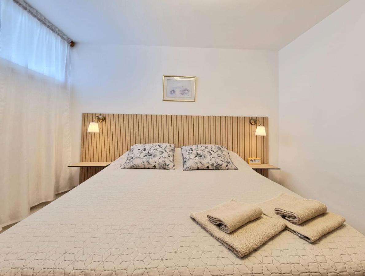 Апартаменты Playa De La Arena Puerto de Santiago  Eksteriør billede